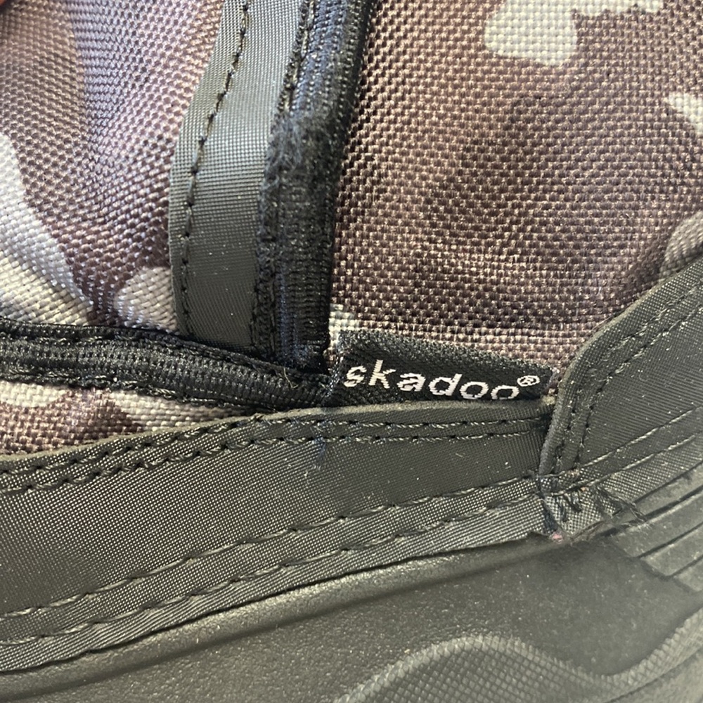 Snow ❄️ Boots - Picture 2 of 4